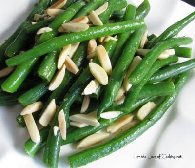 Green Beans with Almond Slivers