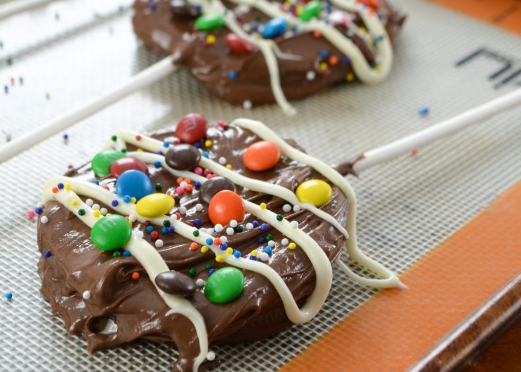 Chocolate Dipped Apple Pops
