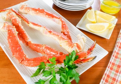Steamed King Crab Legs with Garlic Butter and Lemon