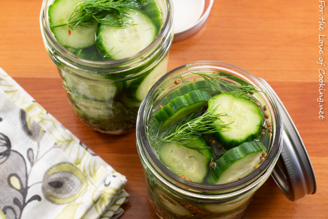 Quick Refrigerator Spicy Garlic-Dill Pickles