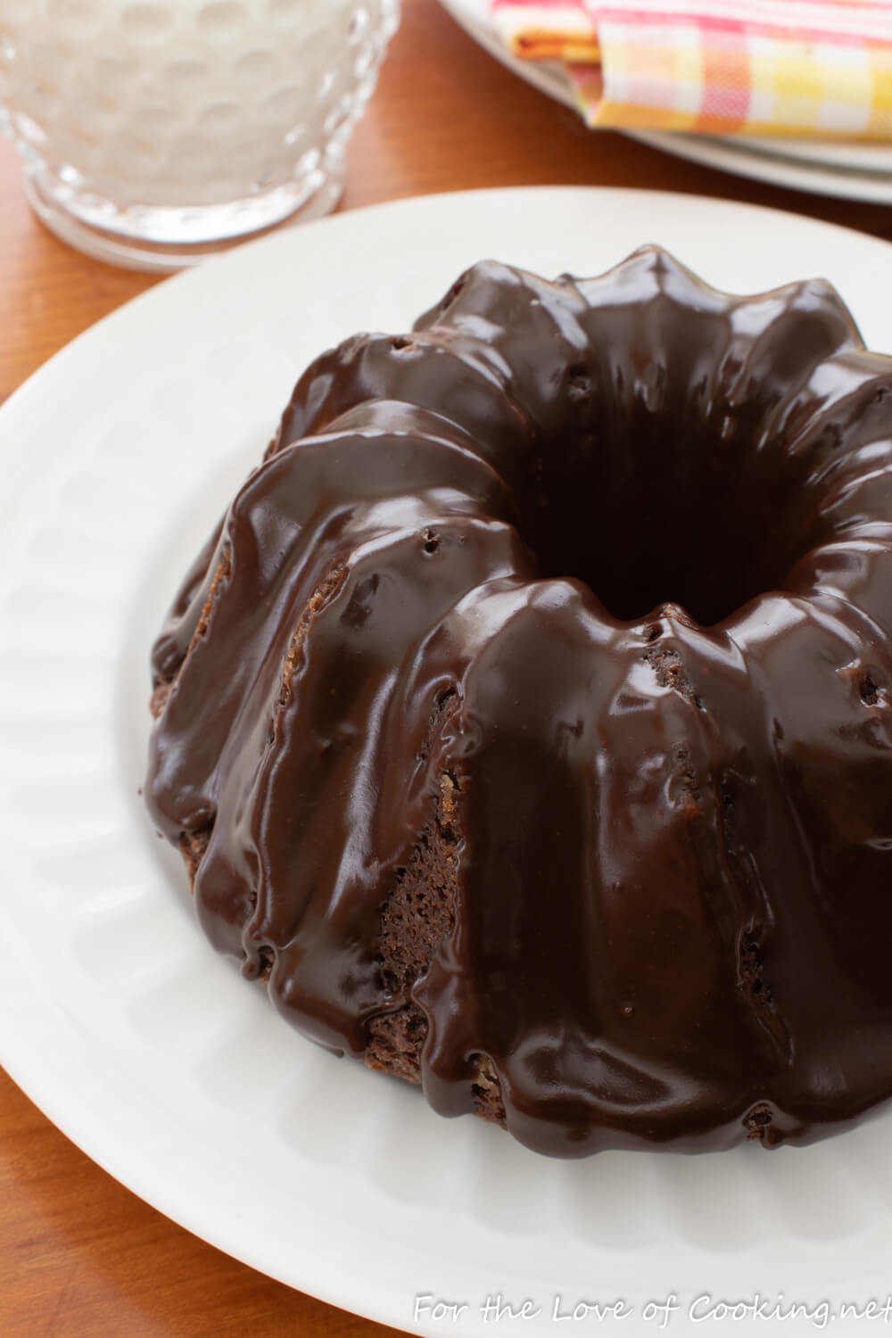 https://fortheloveofcooking-net.exactdn.com/wp-content/uploads/2021/02/Chocolate-Sour-Cream-Bundt-Cake-8802.jpg?strip=all&lossy=1&quality=90&w=2560&ssl=1