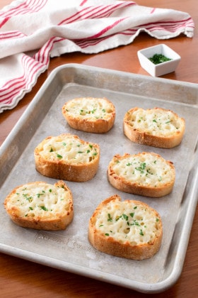 Garlic Cheese Toast | For the Love of Cooking