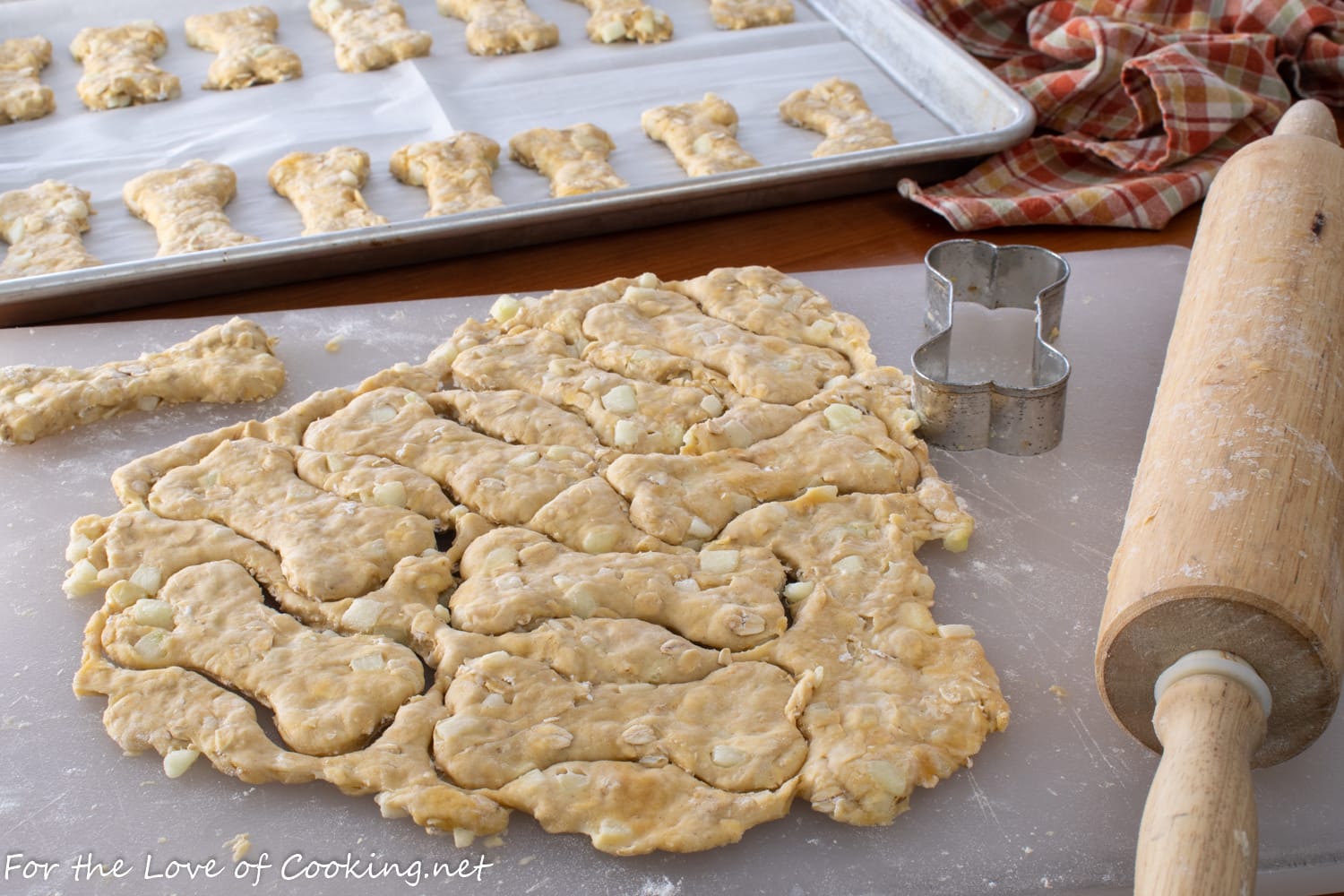 Peanut butter and apple best sale dog treats