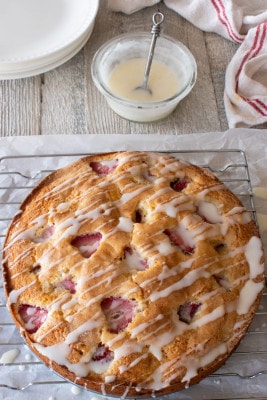 Strawberry Cake with Lemon Glaze