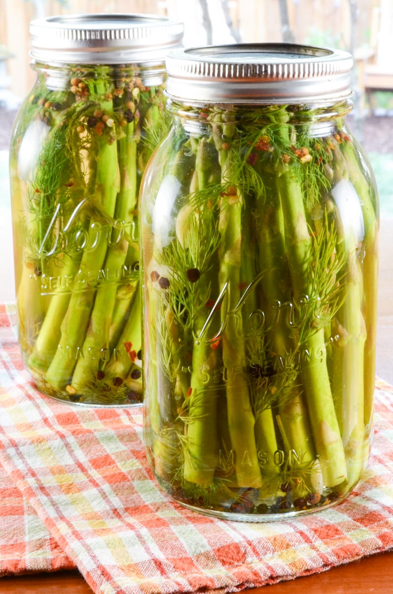 Quick Refrigerator Spicy Asparagus Spears