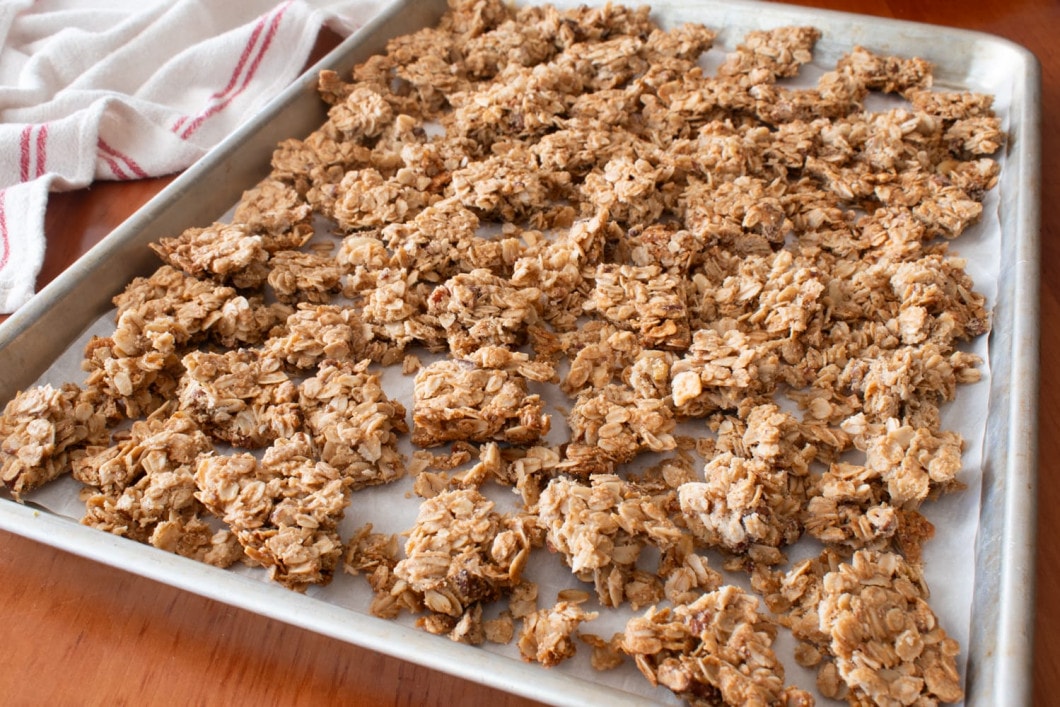 How to Make Granola Clusters - Sally's Baking Addiction